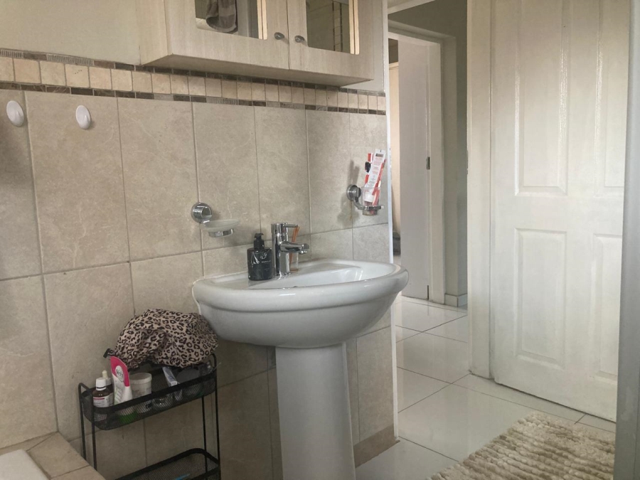 3 Bedroom Property for Sale in Waterval East North West